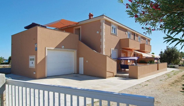 2 bedroom nice apartment in Vir