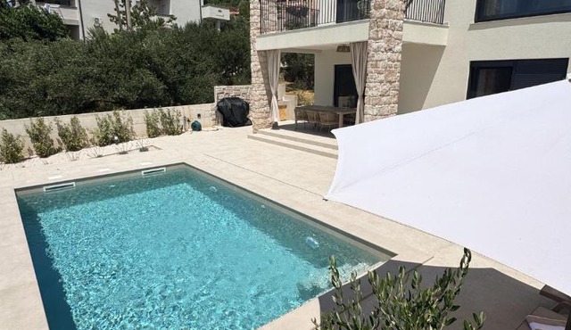 2026 Brand New - Villa Orkula Rab with Heated Pool, Gym & Sea View in Rab