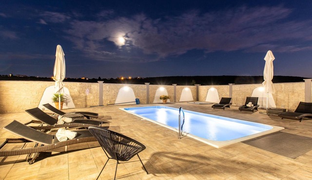 3 bedroom accommodation in Sveti Filip i Jakov
