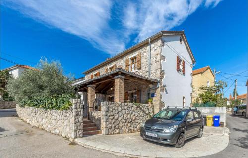 3 Bedroom Amazing Home In Malinska