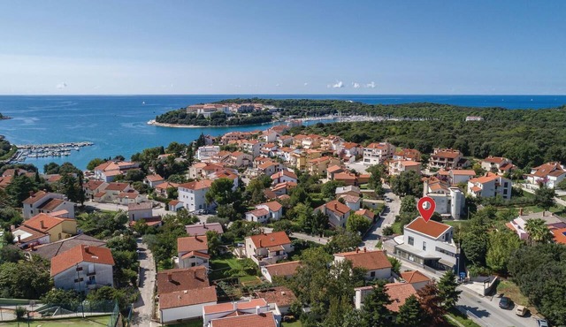 3 bedroom cozy apartment in Pjescana Uvala