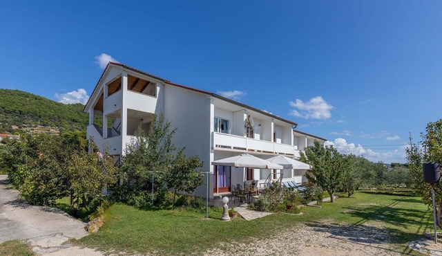 3 bedroom cozy apartment in Banjol
