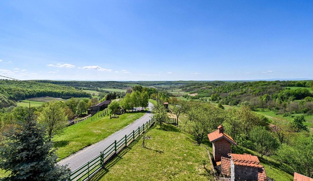 3 bedroom gorgeous home in Ribnjacka