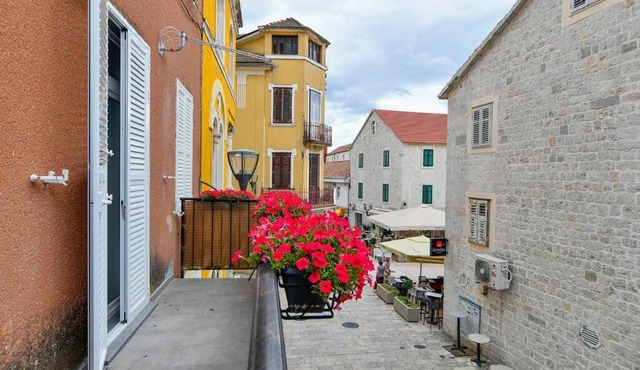 3-bedroom lovely Apartman Mladina