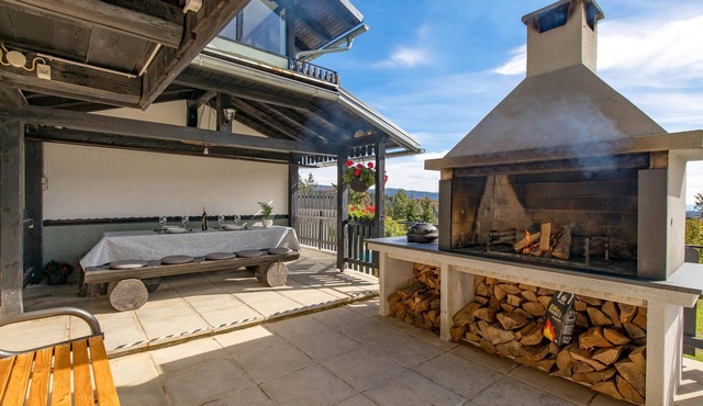 5 bedroom accommodation in Kozji Vrh