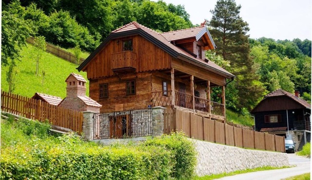 A fairy tale amidst greenery and quiet