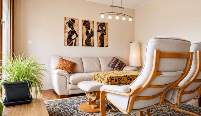 A Scent of Africa - a comfortable apartment in charming Dragomer in Dragomer