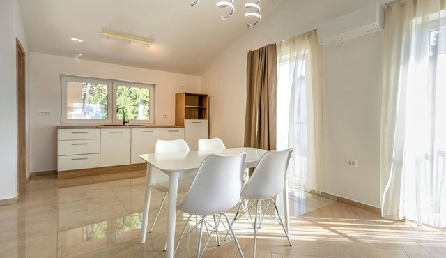Adelsberg Inn by Interhome in Postojna