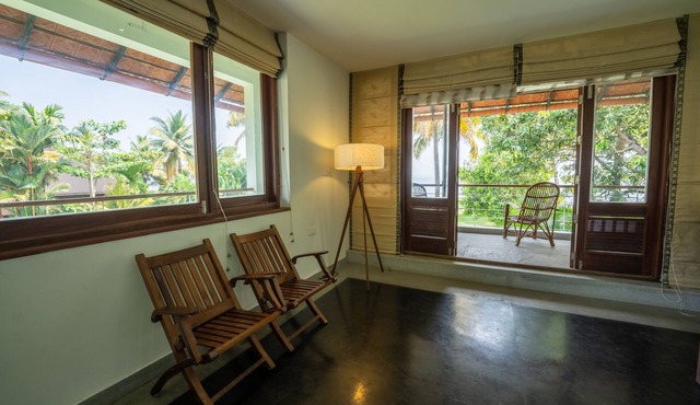 amã Stays & Trails Pathiramanal Villa, Alappuzha in Cherthala