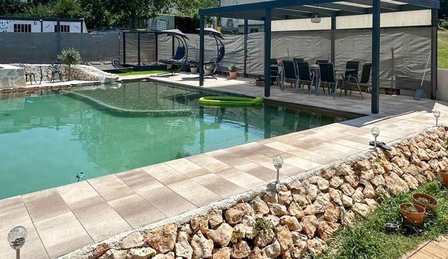 Amazing apartment in Krsan with swimming pool in Krsan