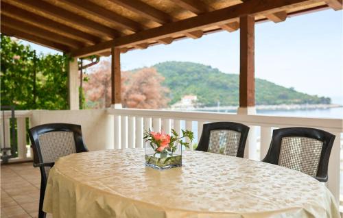 Amazing Apartment In Saplunara With Wifi in Saplunara