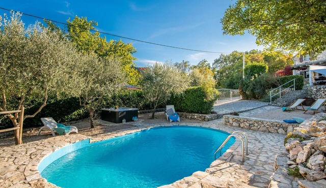 Amazing home in Dobrinj