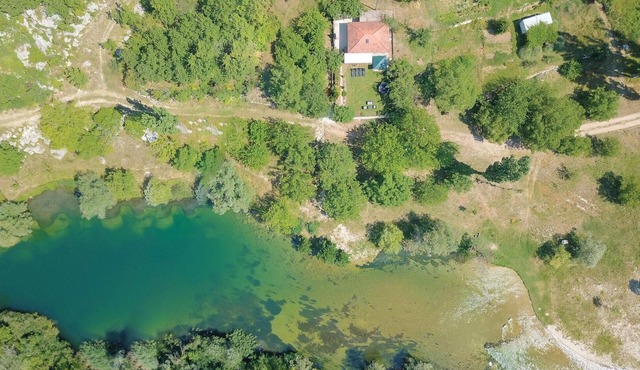 Amazing home in Blato na Cetini with WiFi