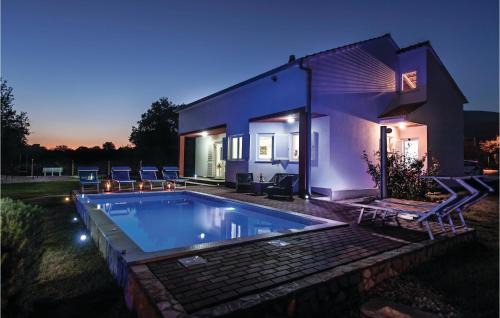 Amazing Home In Kastel Novi