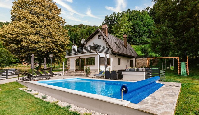 Amazing home in Lepoglava with sauna