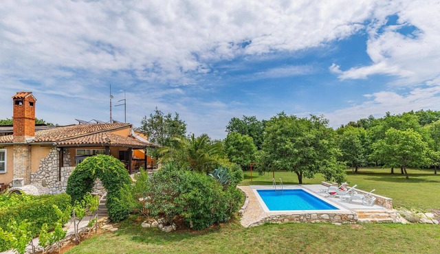 Amazing home in Valtura in Valtura