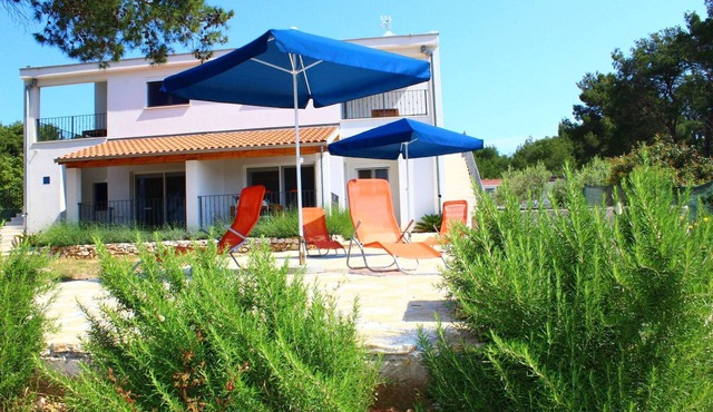 Apartment on Dugi Otok near Sakarun Beach in Veli Rat-Verunic Dugi otok