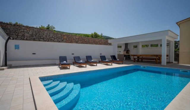 Apartment Josipa by Interhome
