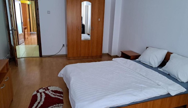 Apartament 2 camere baie bucatarie in Băile Herculane