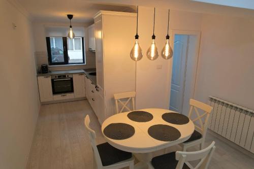 Apartament Cosmi Ari in Băile Herculane