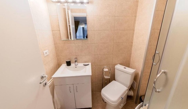 Apartament Salonic in Otopeni