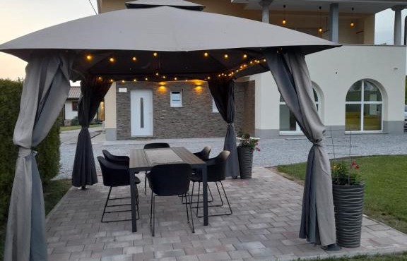 Apartma Relax in Prestranek