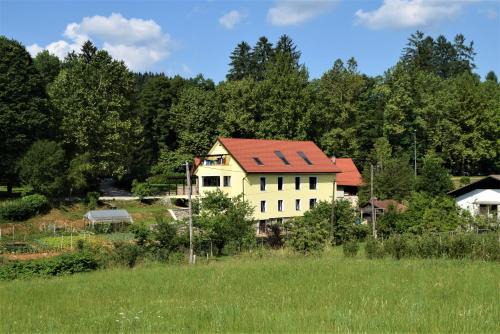 Apartmaji Maln in Dolenjske Toplice