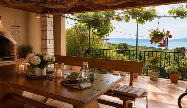 Apartman Santa Lucia 2 Kostrena by Villas Guide