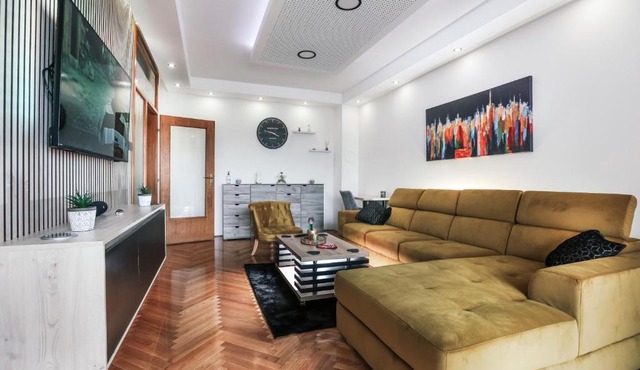 Apartman STRONG