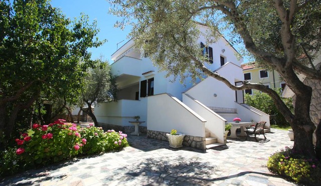 Apartmani Gaćina