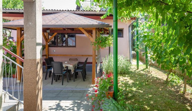 Apartment Žalac