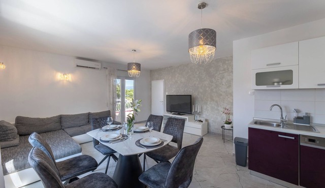Apartment Adria (101831-A1) - Arbanija (Ciovo)