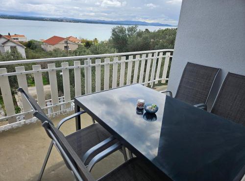 Apartment BA&NI Tkon in Tkon