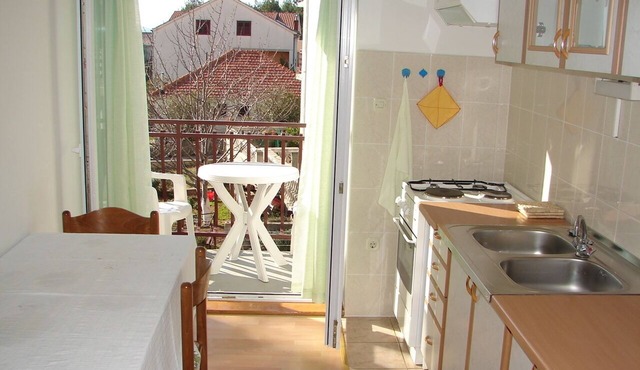Apartment BIR - with balcony and parking space: A2(4) - Vodice, Riviera Sibenik, Croatia