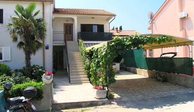 Apartment Braut Ivan (15149-A1) - Krk - island Krk