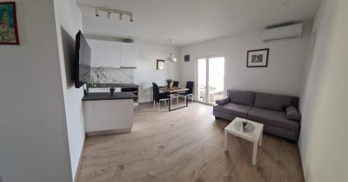 Apartment By the Mall in Split