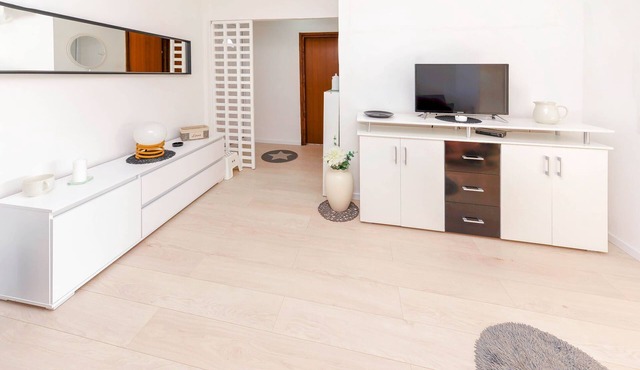 Apartment Captain, Gajac, near the beach
