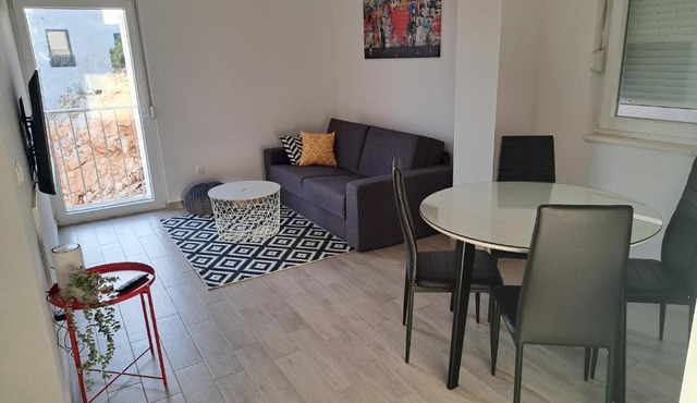 Apartment Charlie in Komarna