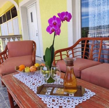 Apartment Duje Dazlina in Dazlina
