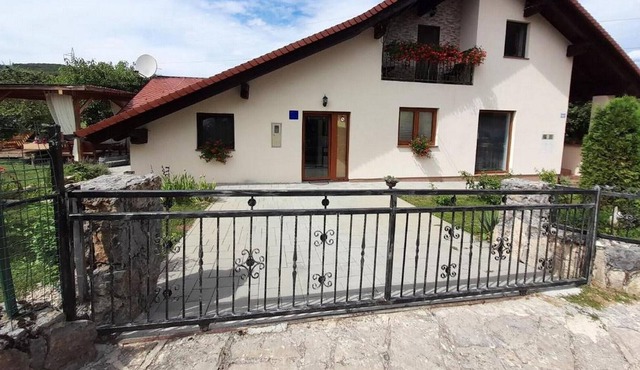 Apartment Dujmović 1 - Two Bedroom Apartment with Terrace in Senj