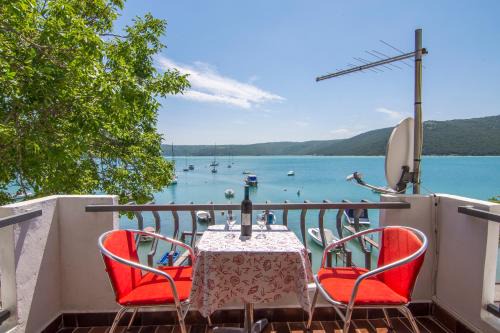 Apartment EDITA in Trget
