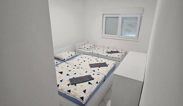 Apartment for 7 people in ground floor of the Villa in Neum
