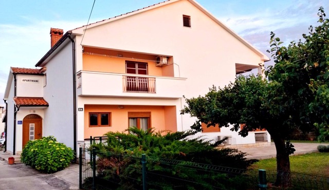 Apartment Gina in Zaton