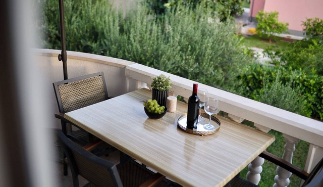 Apartment Holiday Home TiA (96751-A1) - Split