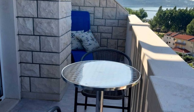 Apartment in Duće with Seaview, Balcony, Air condition, WIFI (122-6)