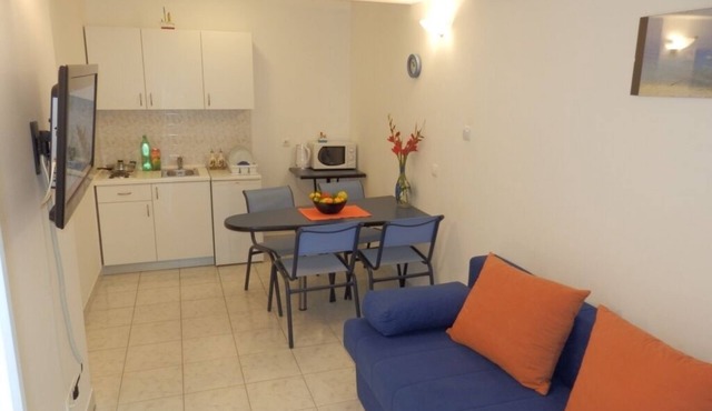 Apartment in Duće with Terrace, Air condition, WIFI, Washing machine (4173-9) in Duce