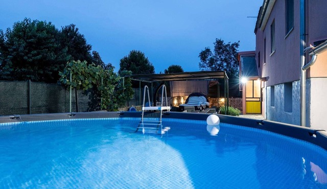 Apartment in Vodnjan with Pool & Jacuzzi