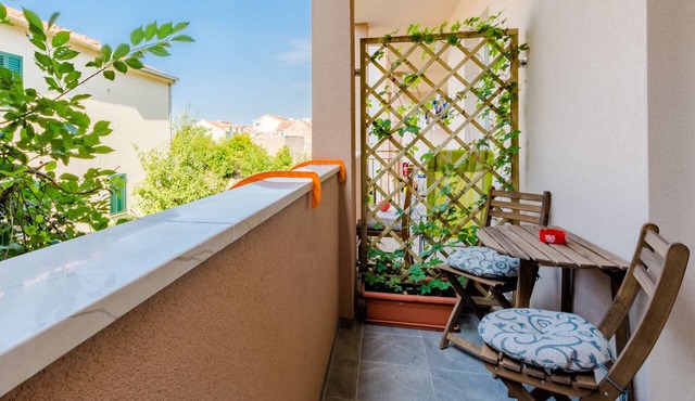 Apartment Karlo - Two Bedroom Apartment with Balcony