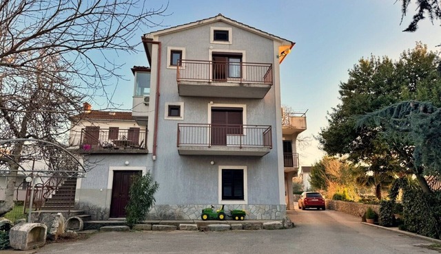 Apartment Katarina 2 - quiet location, pets welcome, sea view