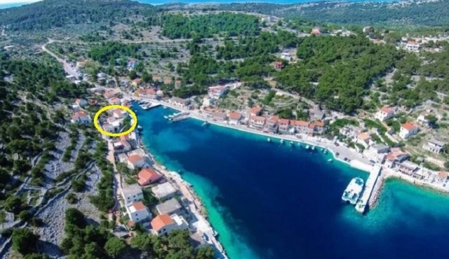 Apartment Katija - close to the sea: - Cove Muna (Island Zirje), Riviera Sibenik, Croatia